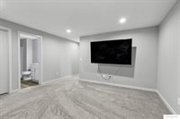 910 Titan Drive, Hickman, NE 68372