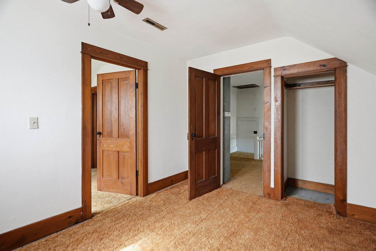 1108 N Walnut Avenue, Marshfield, WI 54449
