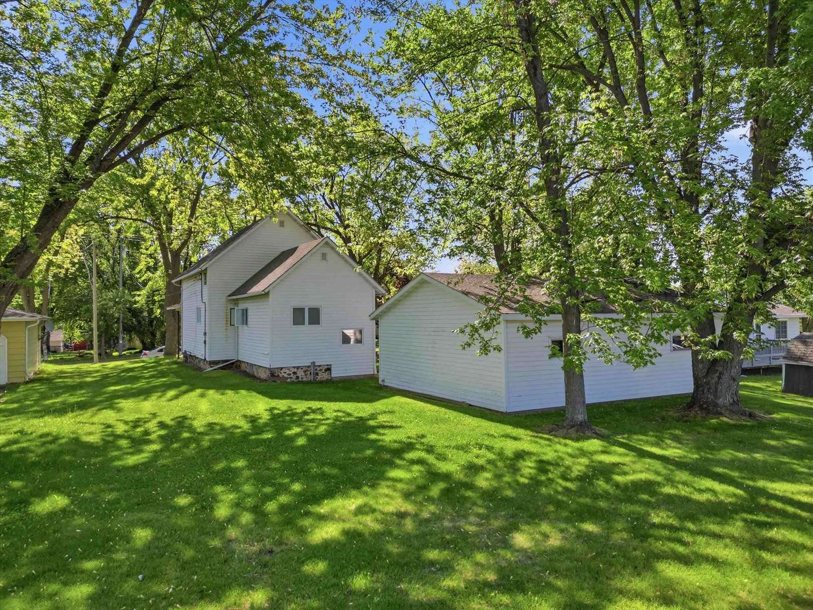 1108 N Walnut Avenue, Marshfield, WI 54449