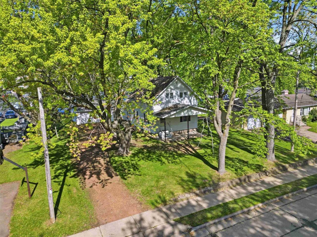 1108 N Walnut Avenue, Marshfield, WI 54449