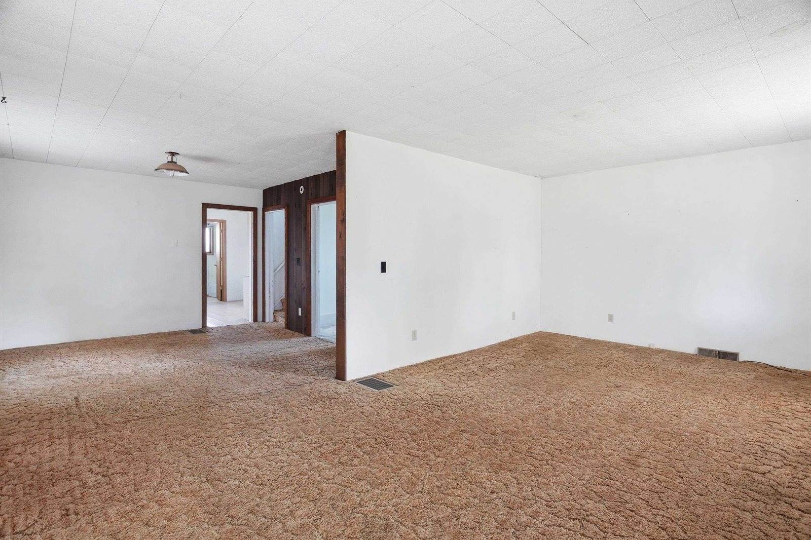 1108 N Walnut Avenue, Marshfield, WI 54449