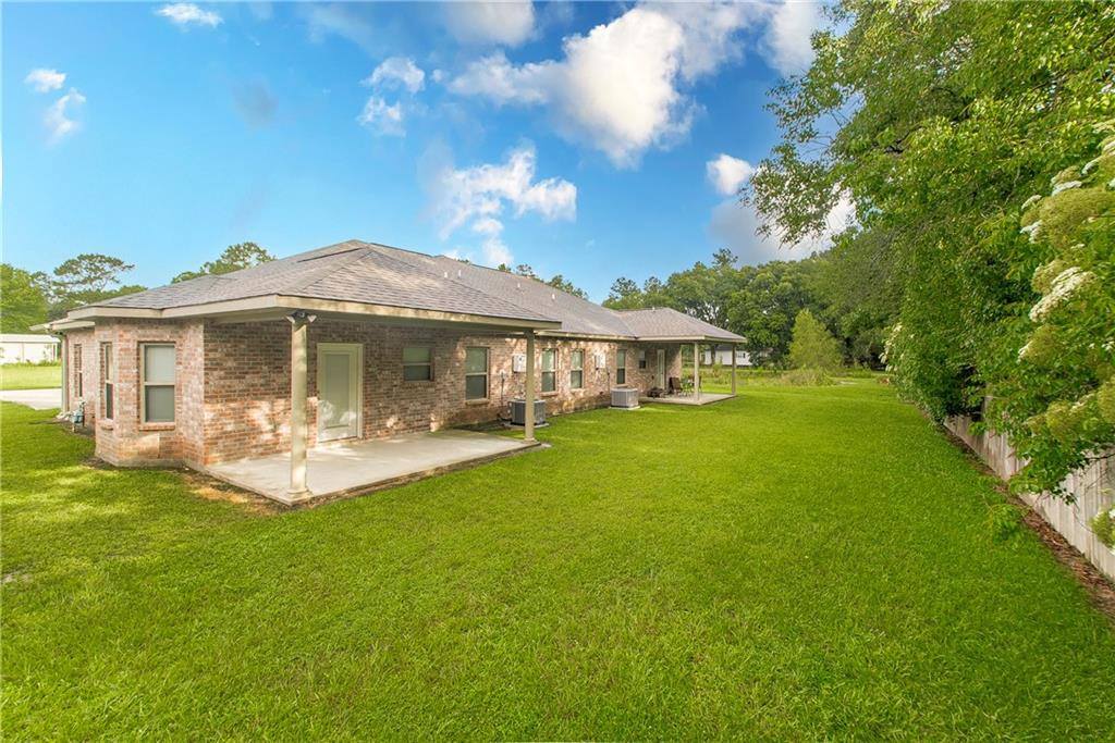 40046 Twin Creeks Drive, Ponchatoula, LA 70454