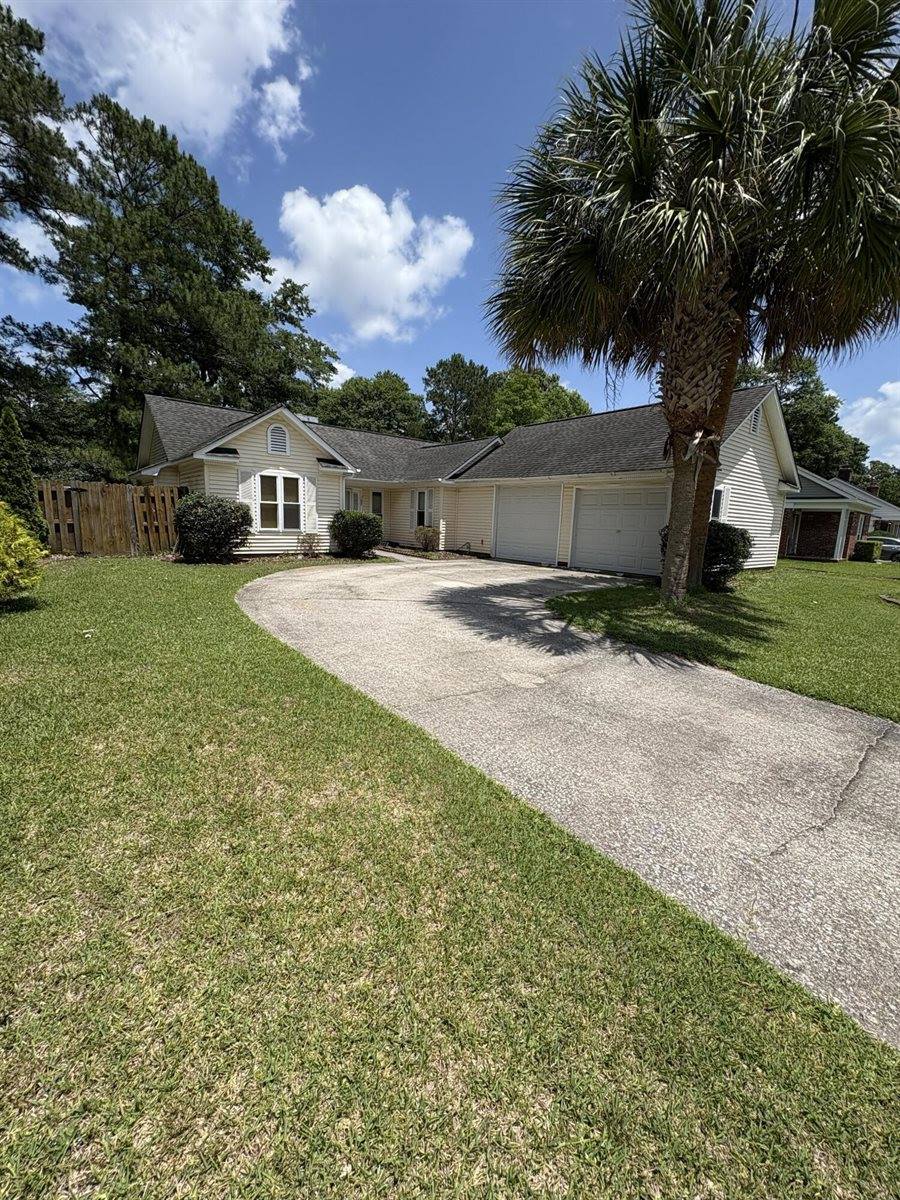 107 Chownings Lane, Goose Creek, SC 29445