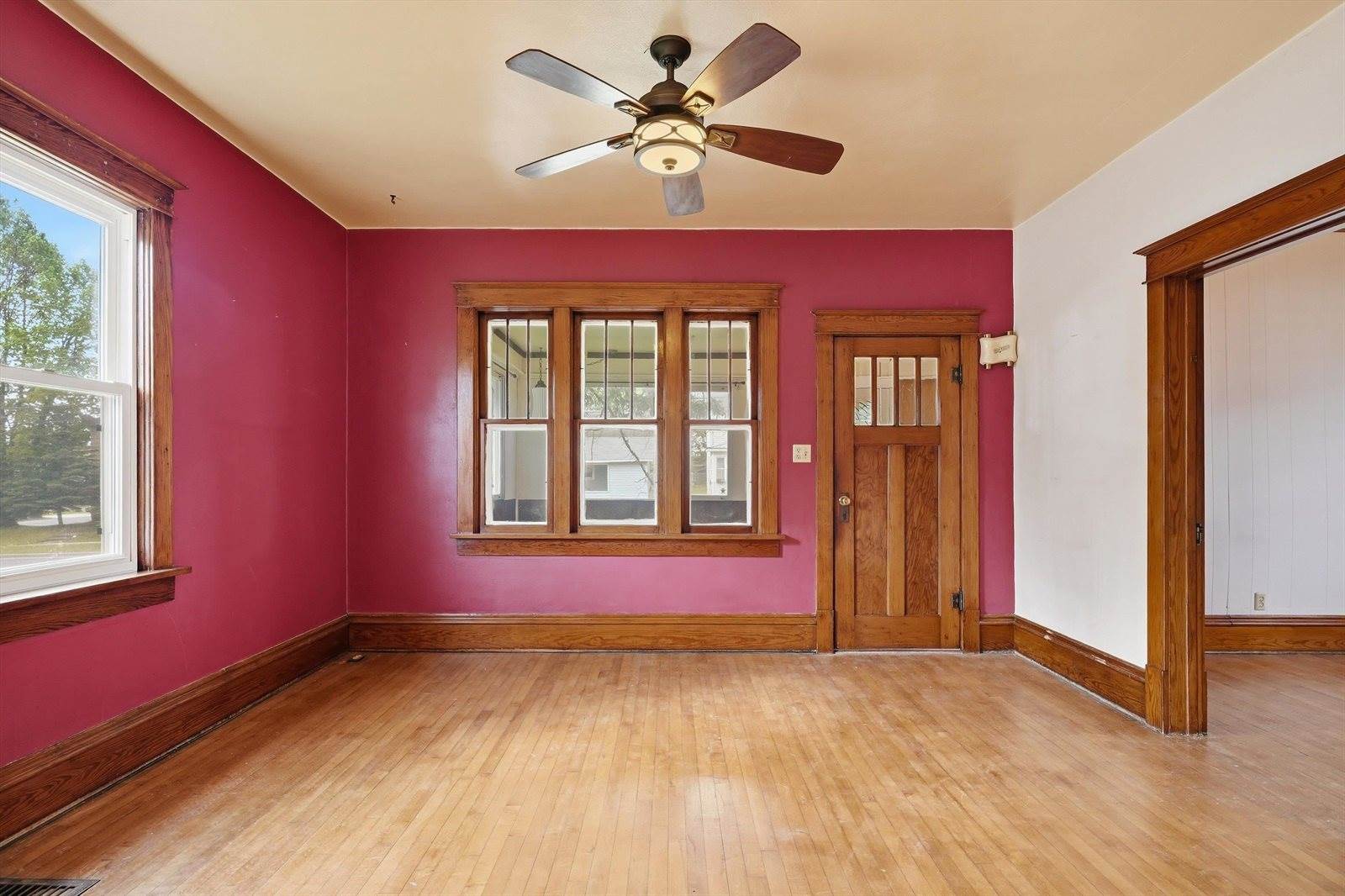 607 W Arnold Street, Marshfield, WI 54449