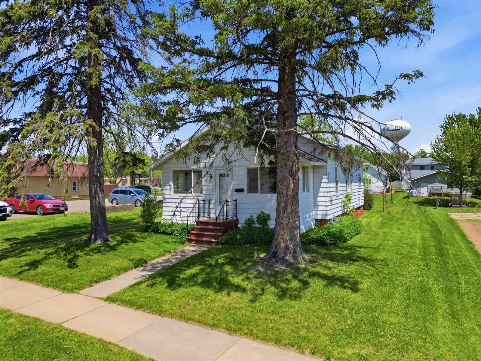 607 W Arnold Street, Marshfield, WI 54449