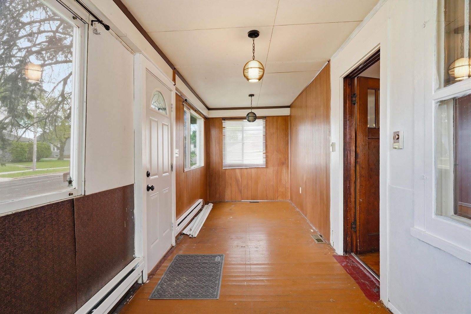 607 W Arnold Street, Marshfield, WI 54449