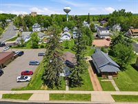607 W Arnold Street, Marshfield, WI 54449