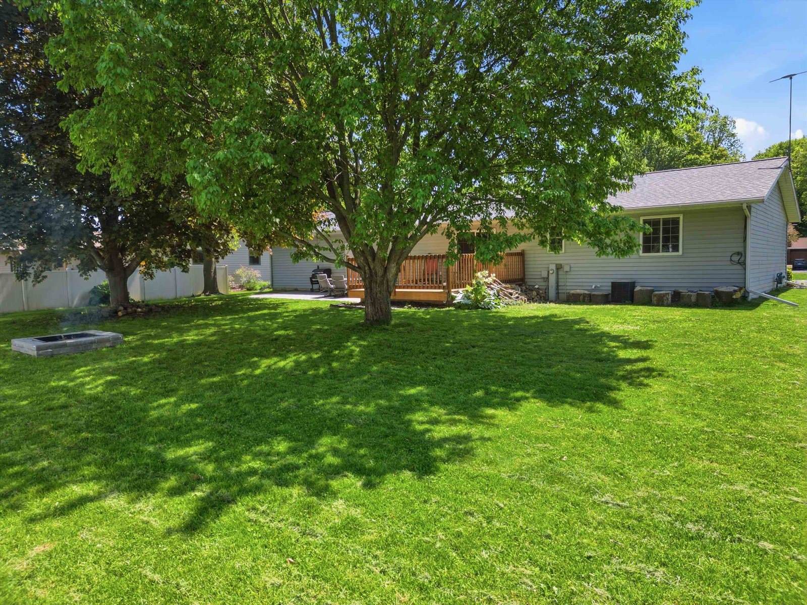 2329 Pecan Parkway, Marshfield, WI 54449