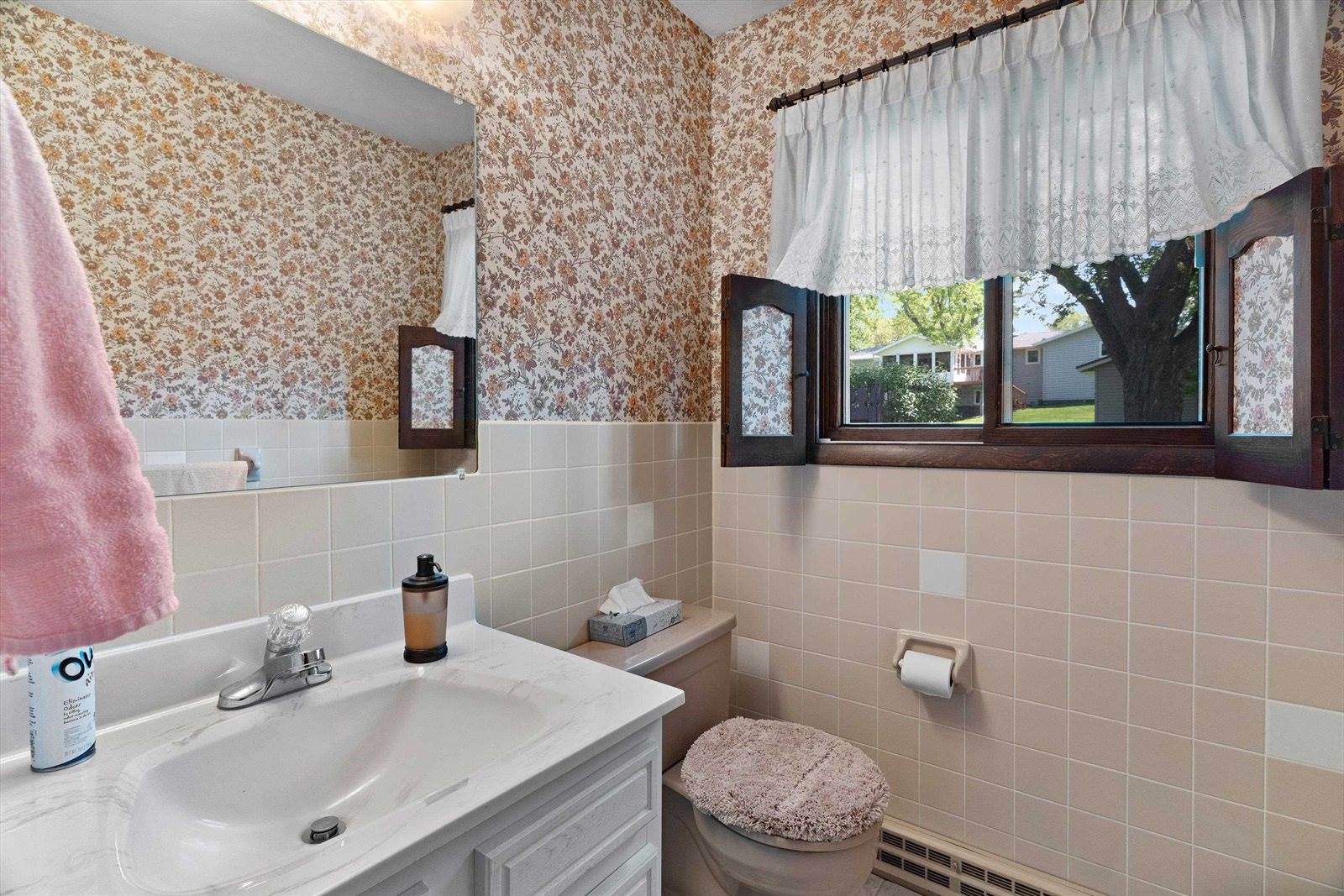 1506 W 4th Street, Marshfield, WI 54449