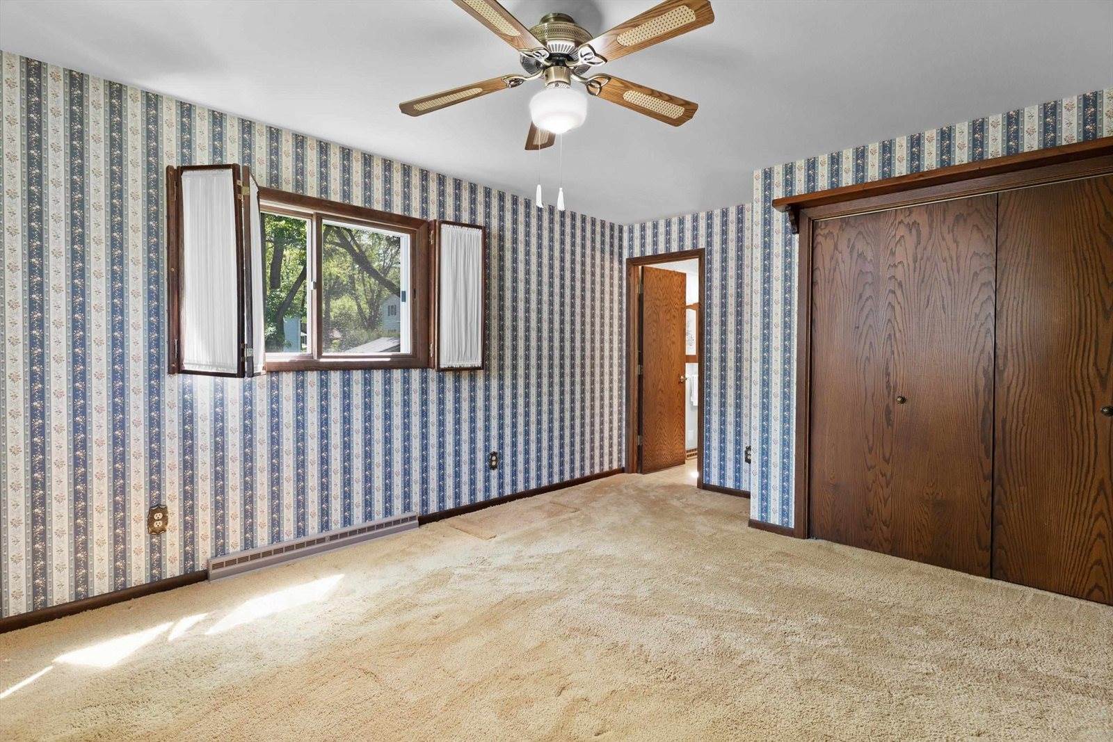1506 W 4th Street, Marshfield, WI 54449