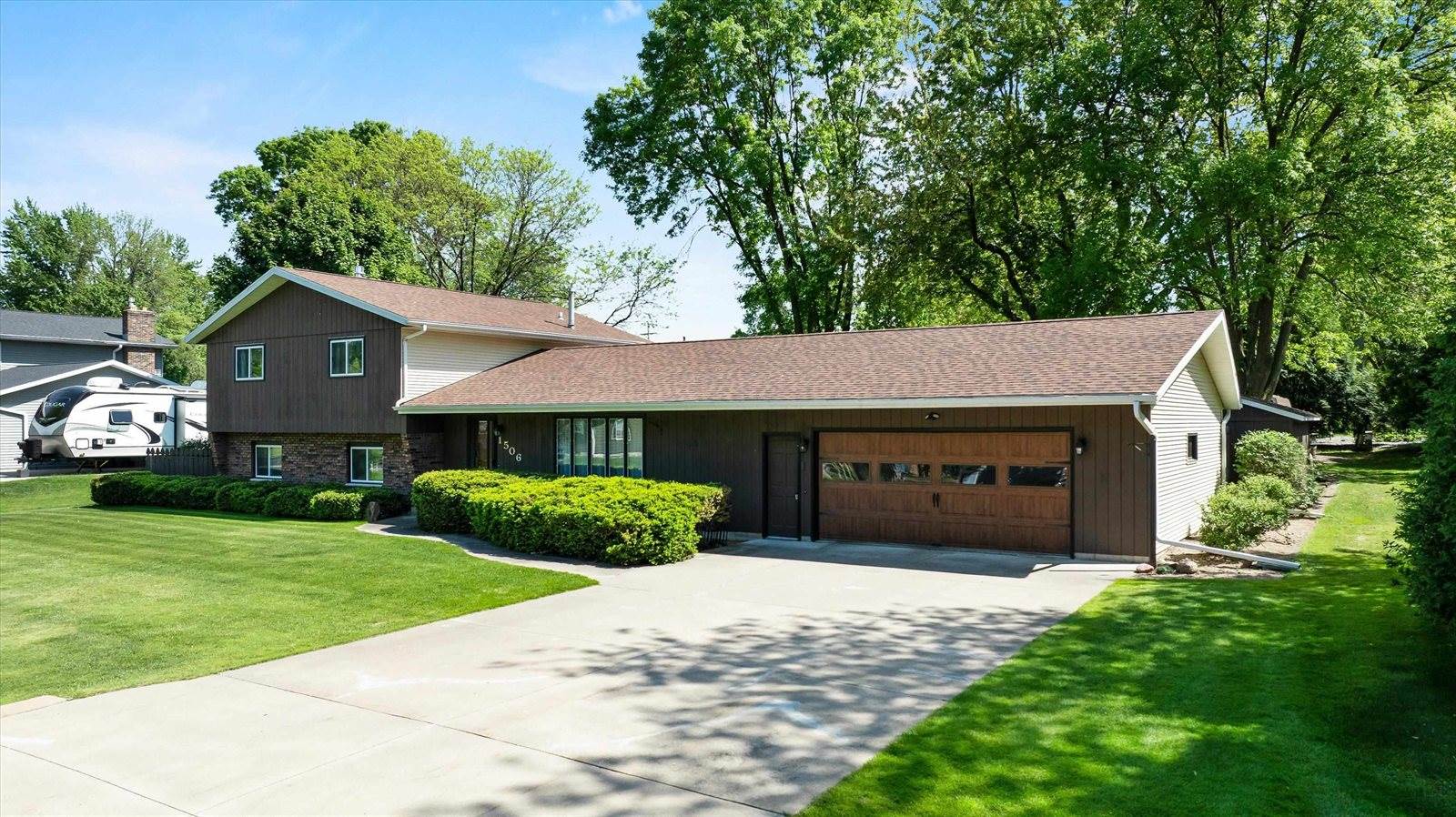 1506 W 4th Street, Marshfield, WI 54449