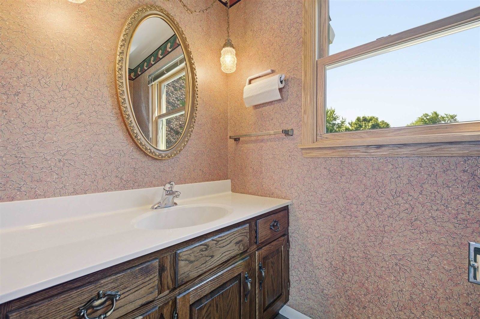 1006 W Blodgett Street, Marshfield, WI 54449