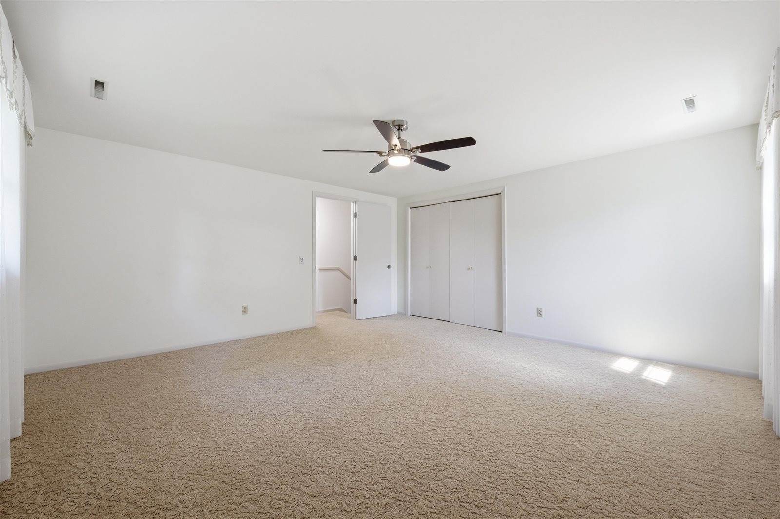 1006 W Blodgett Street, Marshfield, WI 54449