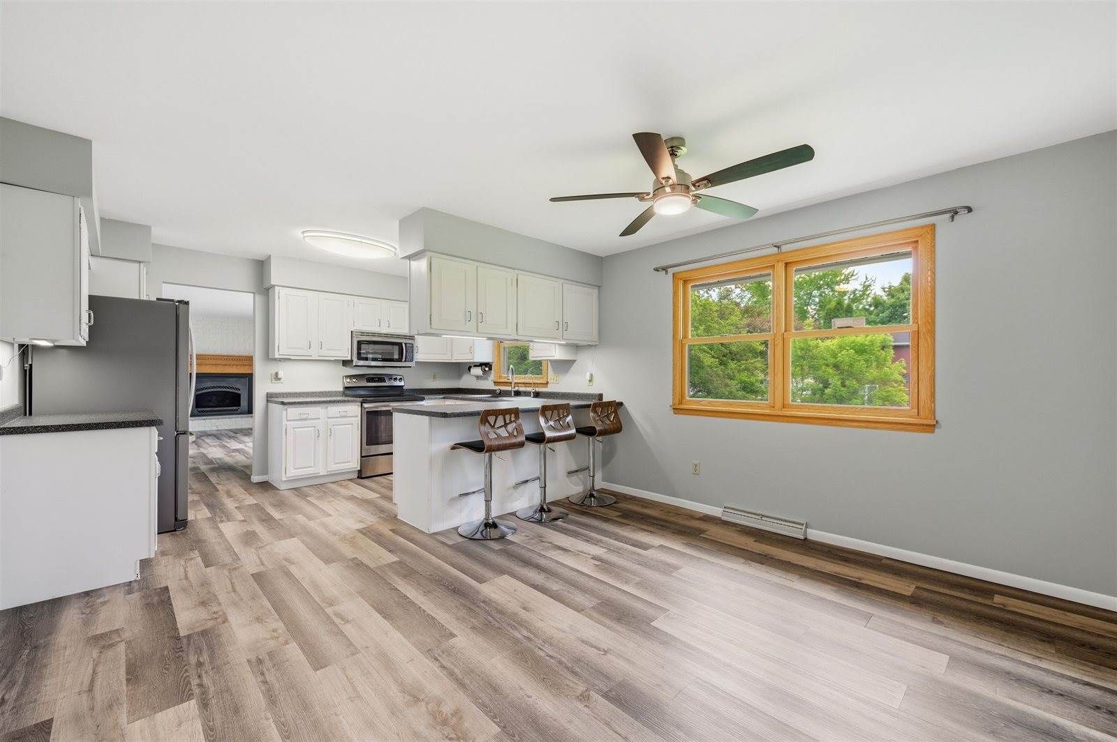 1006 W Blodgett Street, Marshfield, WI 54449