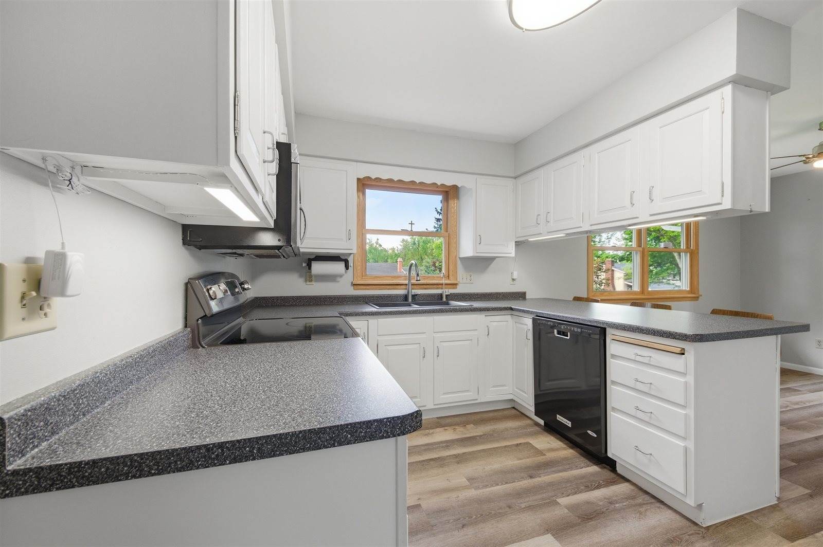 1006 W Blodgett Street, Marshfield, WI 54449