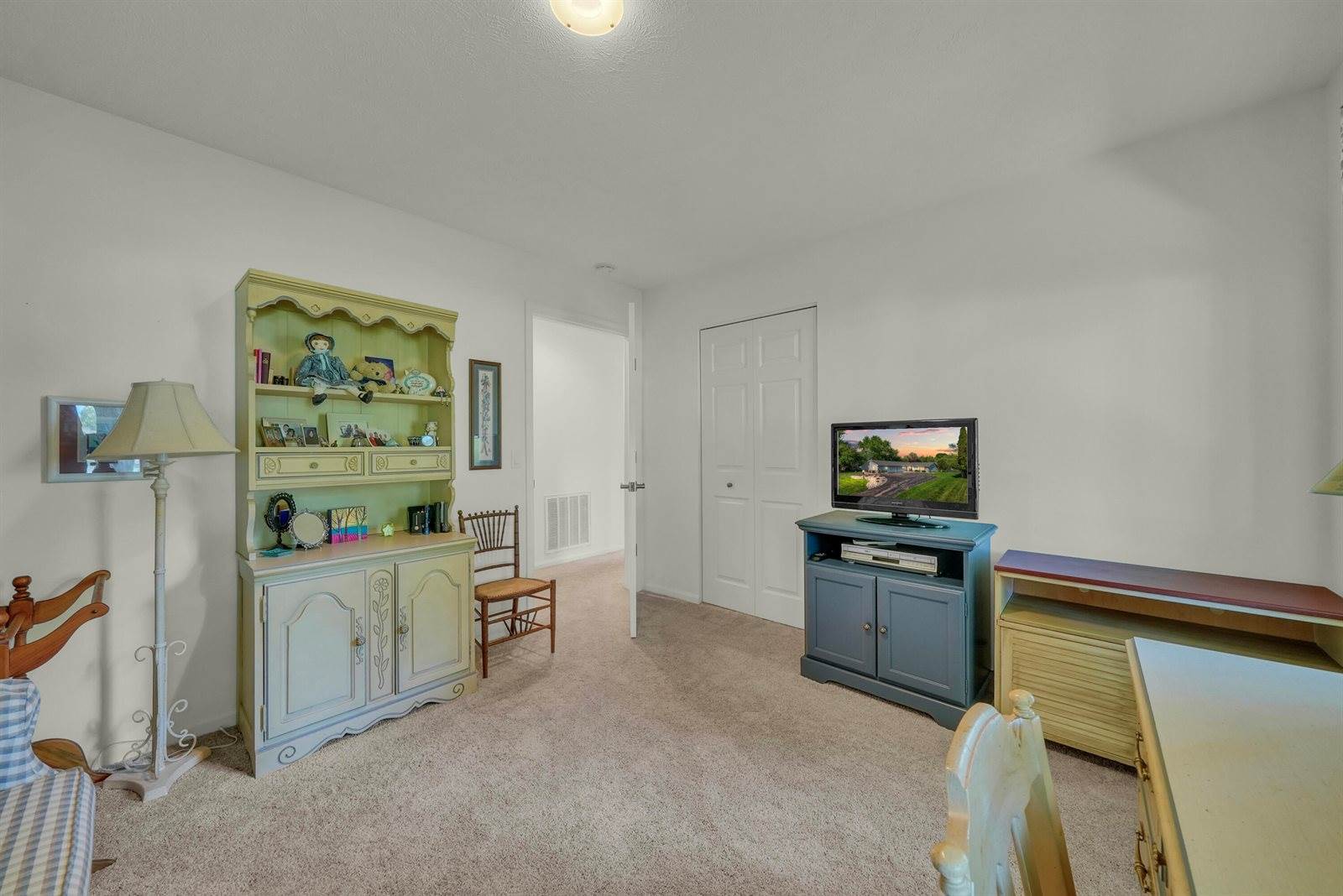 5656 Apple Valley Road, Williamsburg, MI 49690