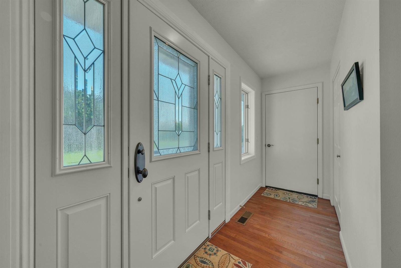 5656 Apple Valley Road, Williamsburg, MI 49690