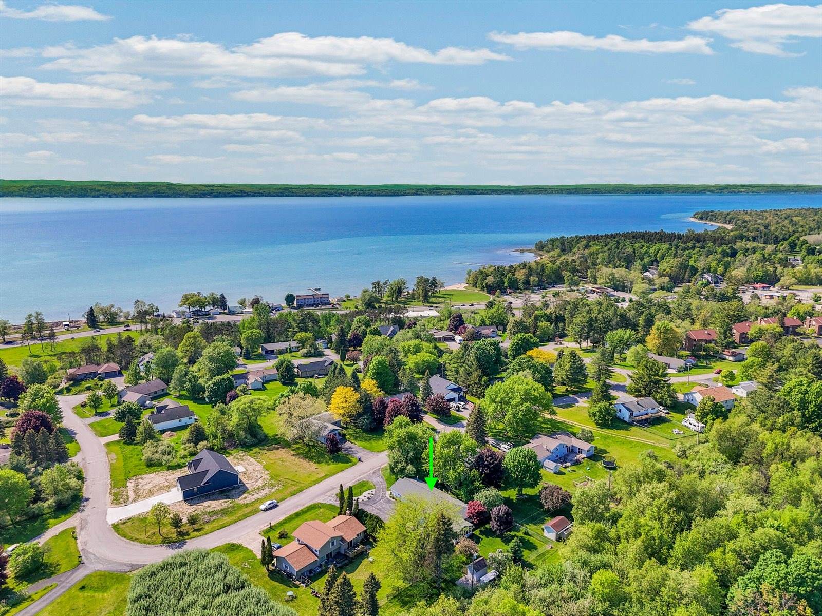 5656 Apple Valley Road, Williamsburg, MI 49690