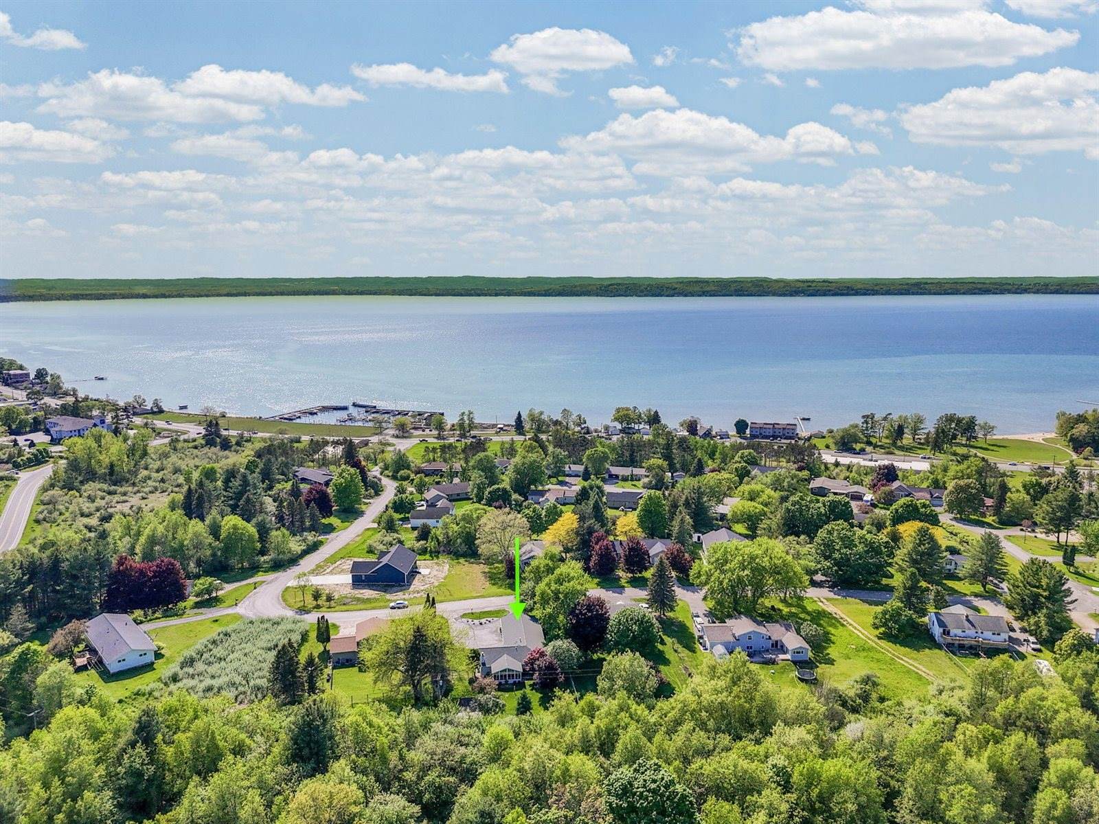 5656 Apple Valley Road, Williamsburg, MI 49690