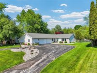 5656 Apple Valley Road, Williamsburg, MI 49690
