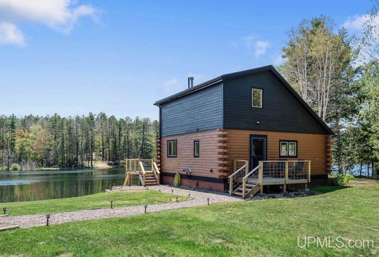 937 W Bilsky Lake Lane, Gwinn, MI 49841
