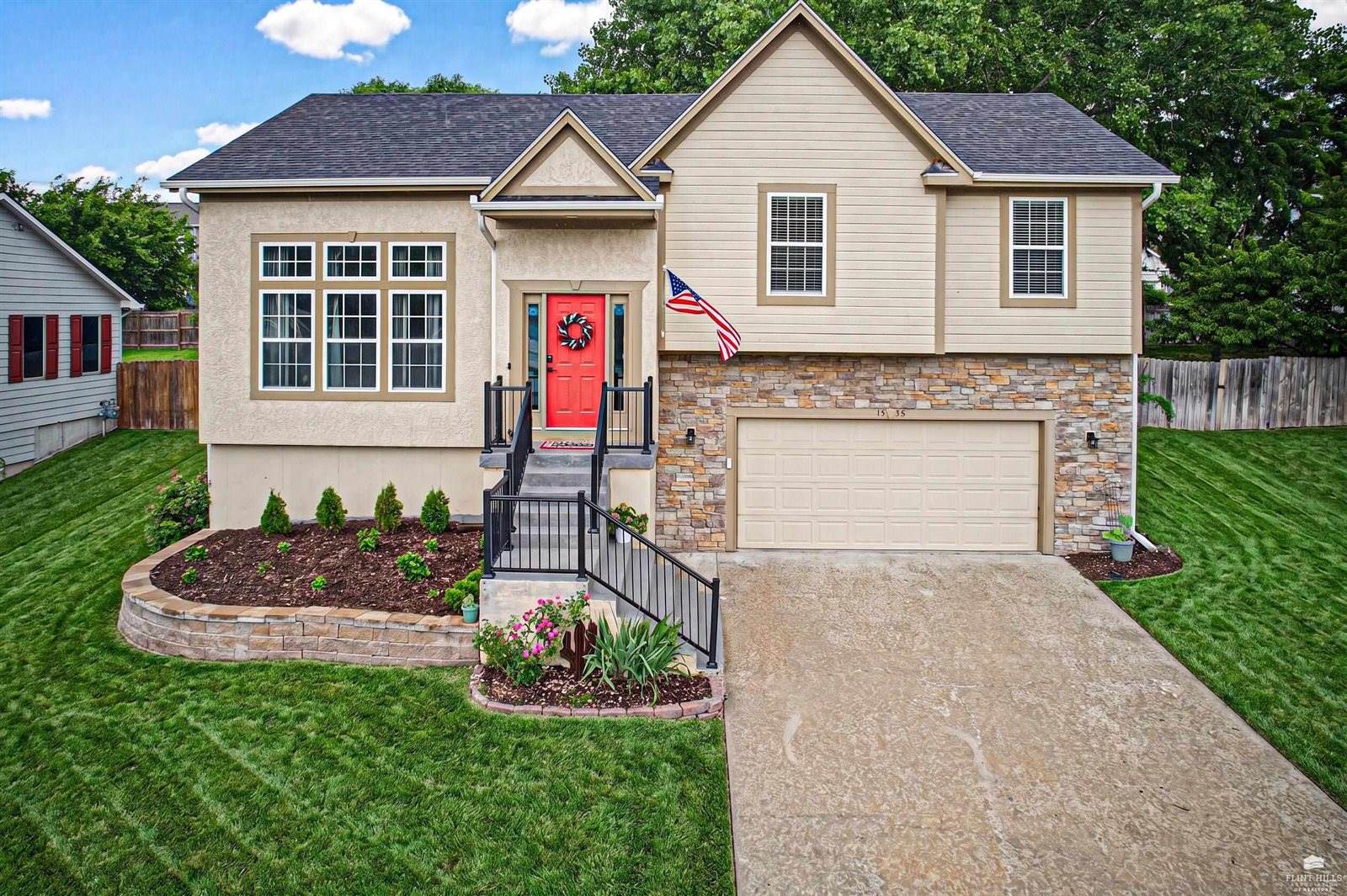 1340 Overbrooke Drive, Junction City, KS 66441