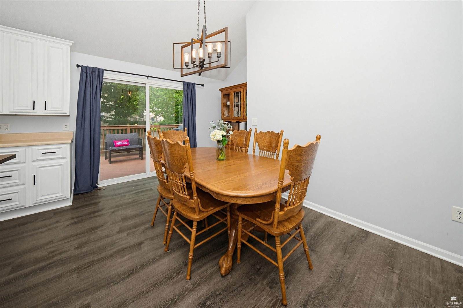 1340 Overbrooke Drive, Junction City, KS 66441