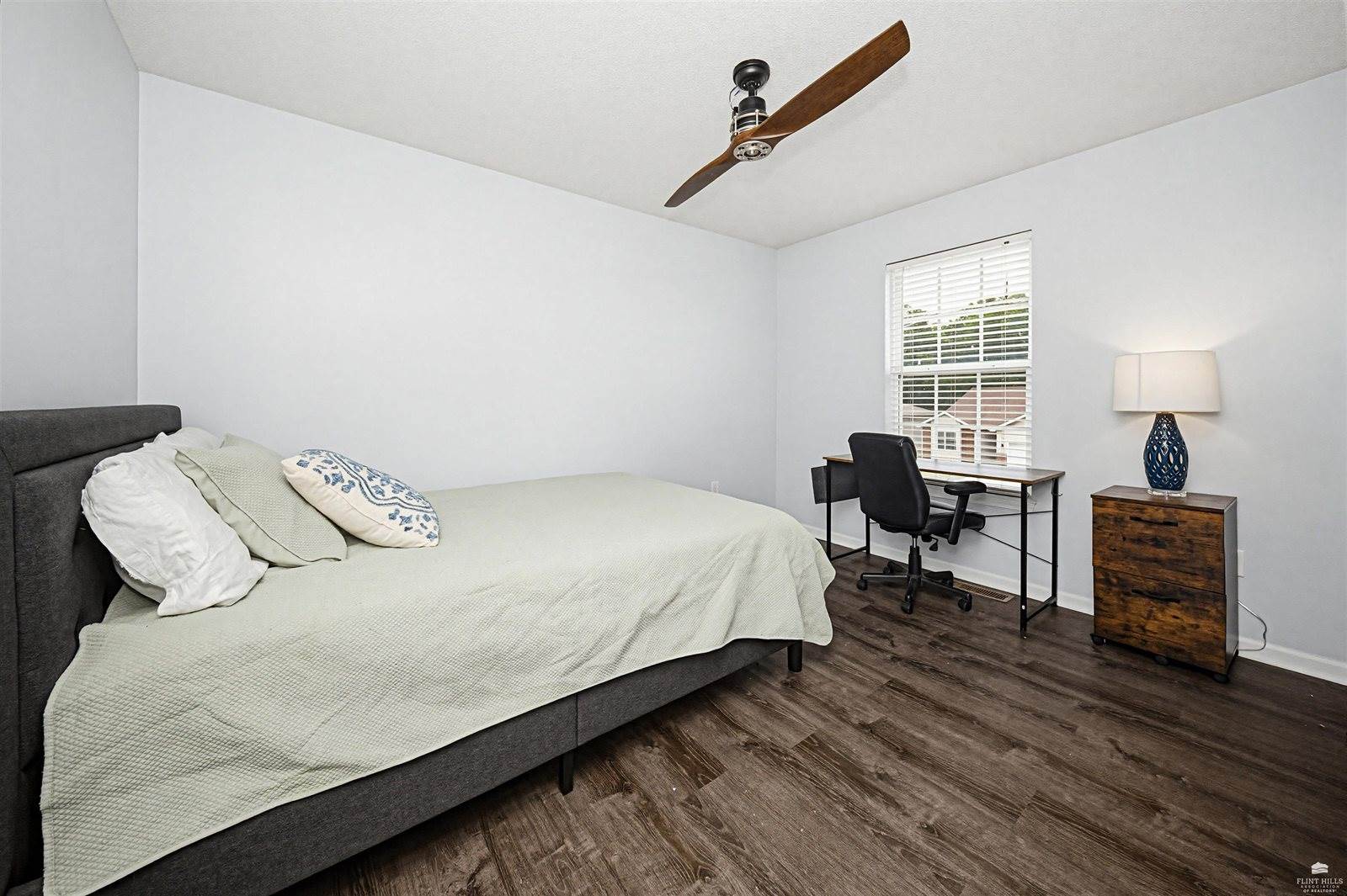 1340 Overbrooke Drive, Junction City, KS 66441