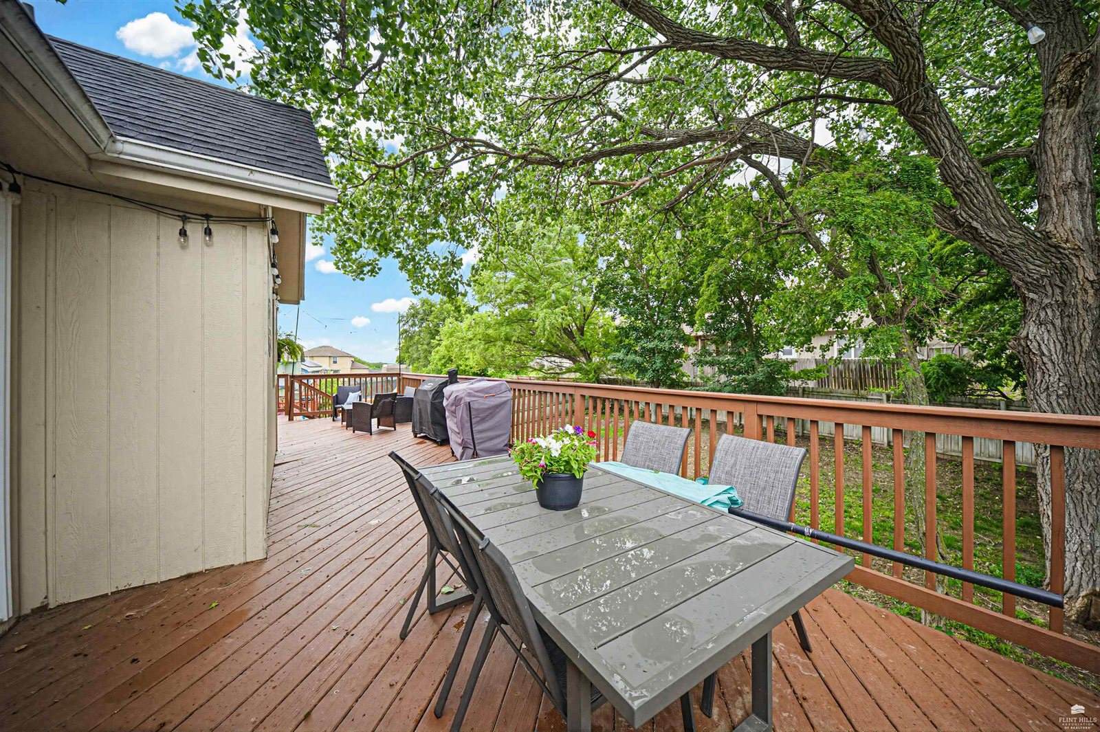 1340 Overbrooke Drive, Junction City, KS 66441