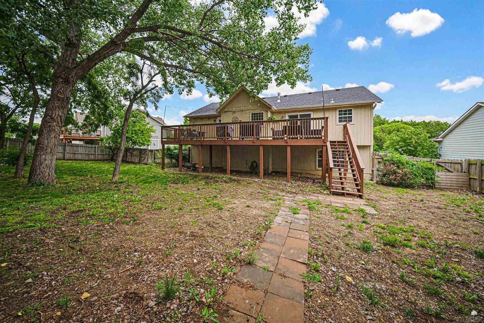 1340 Overbrooke Drive, Junction City, KS 66441