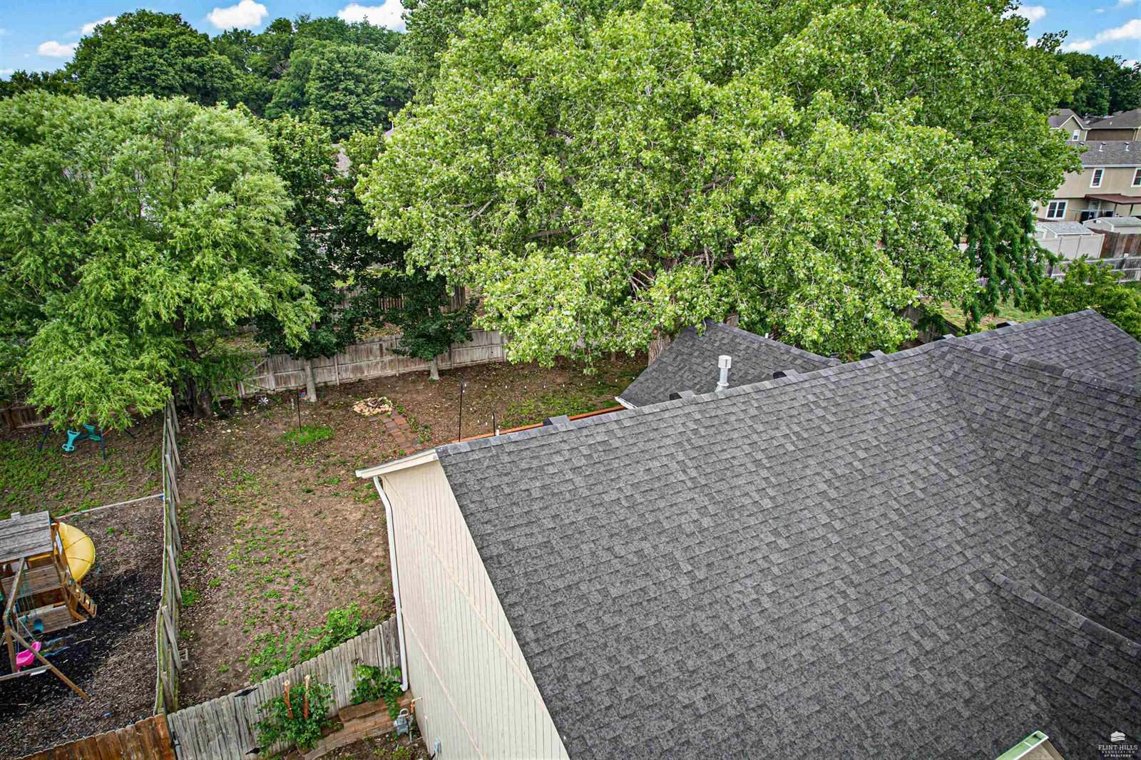 1340 Overbrooke Drive, Junction City, KS 66441
