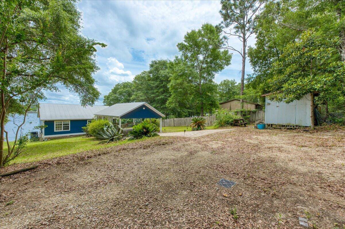 79 Kings Lake Boulevard, DeFuniak Springs, FL 32433