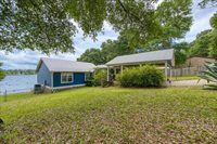 79 Kings Lake Boulevard, DeFuniak Springs, FL 32433