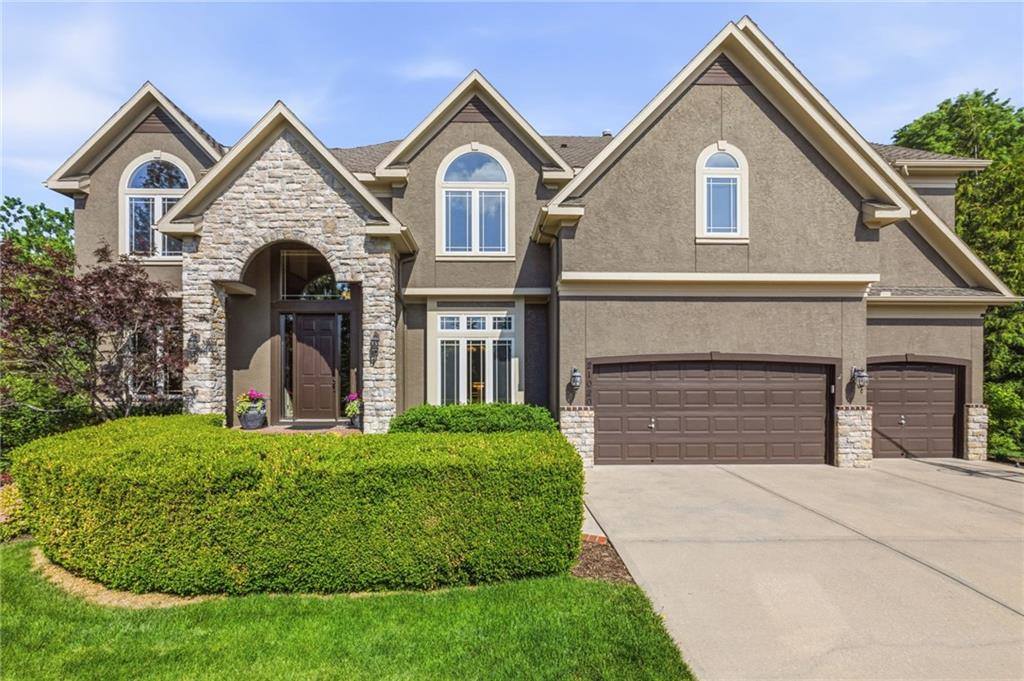 21020 West 81st Place, Lenexa, KS 66220