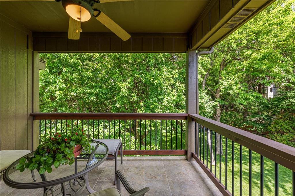 21020 West 81st Place, Lenexa, KS 66220