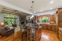 21020 West 81st Place, Lenexa, KS 66220