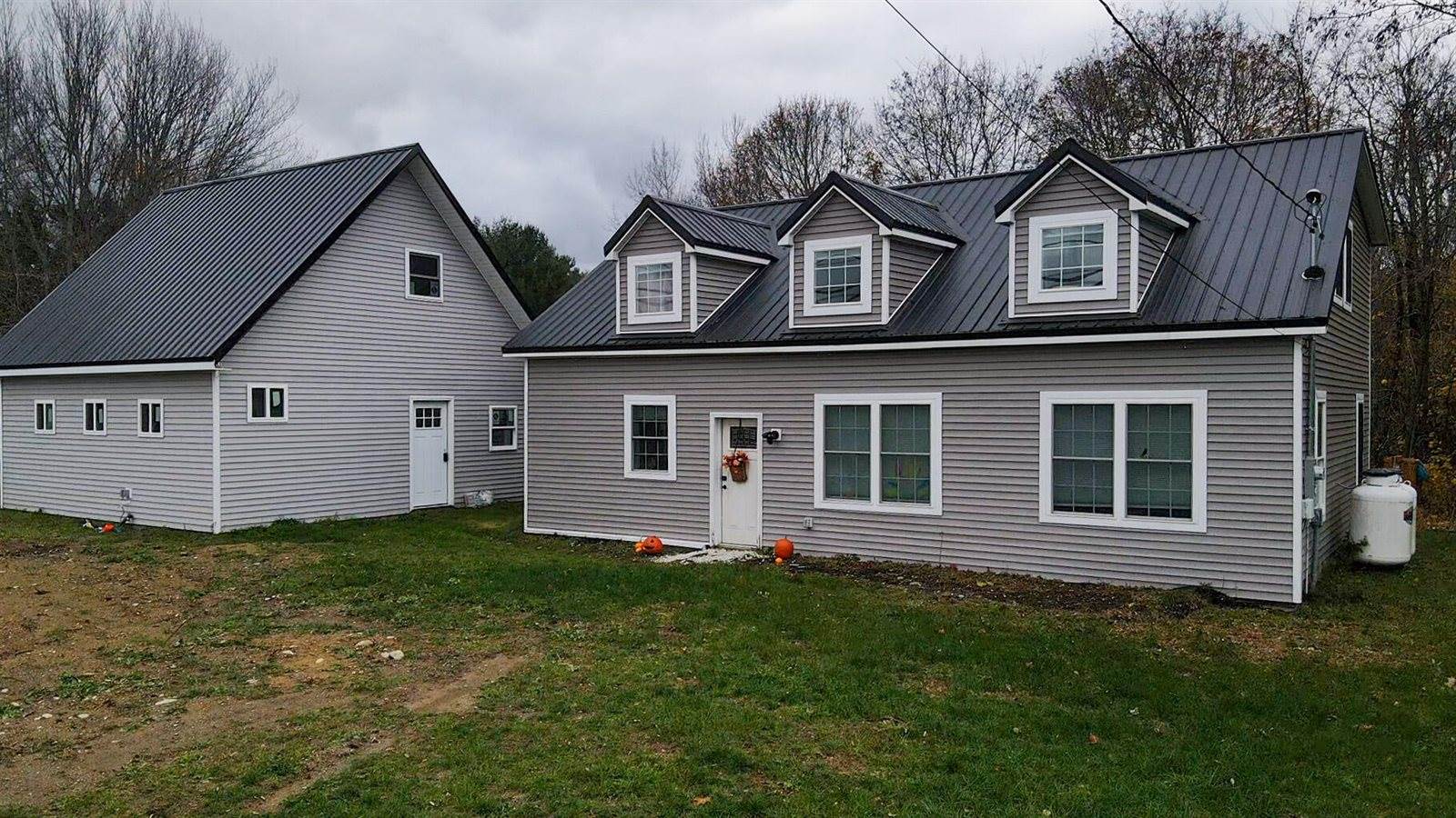 2914 Route 2, Hermon, ME 04401
