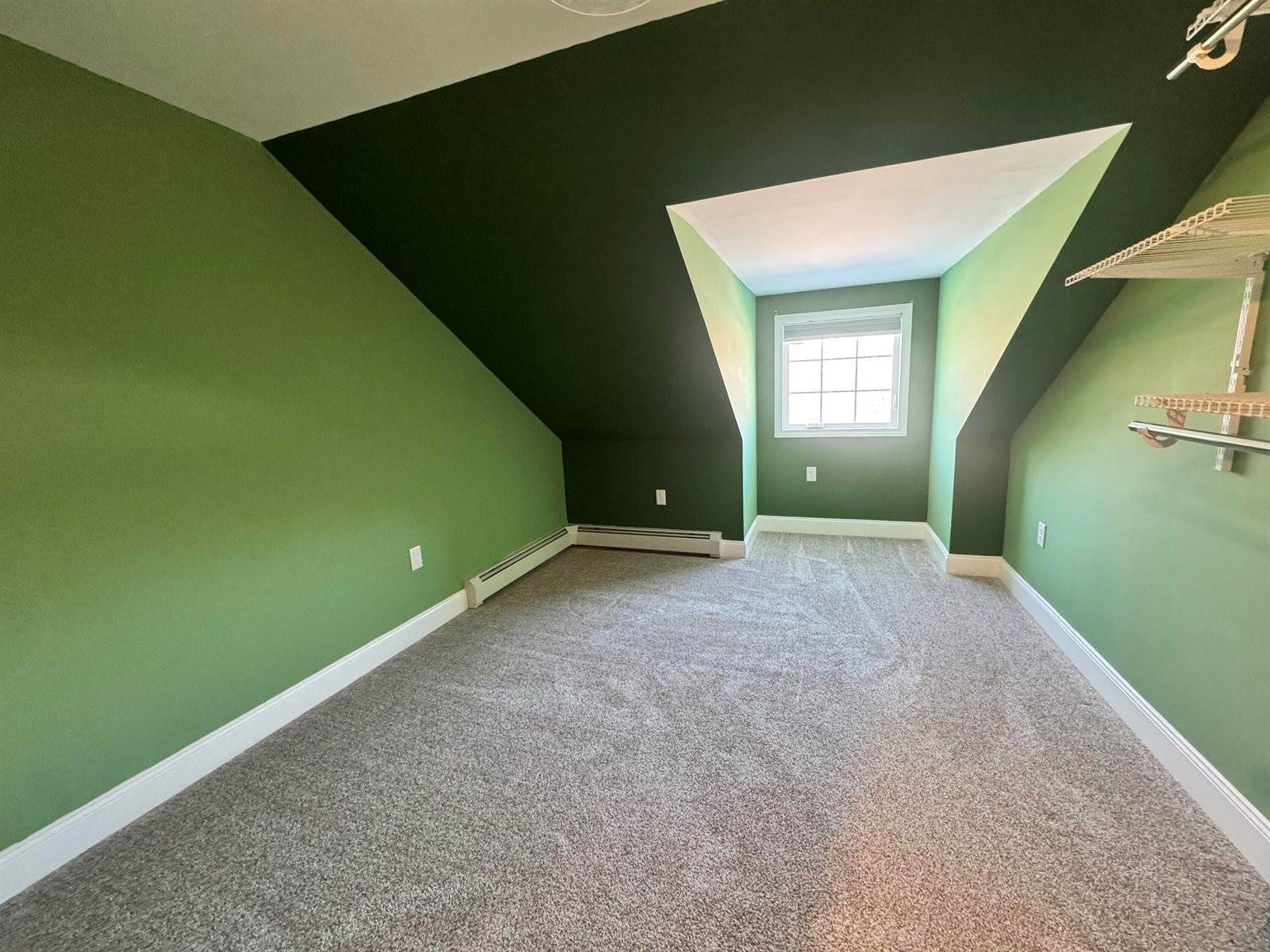 2914 Route 2, Hermon, ME 04401