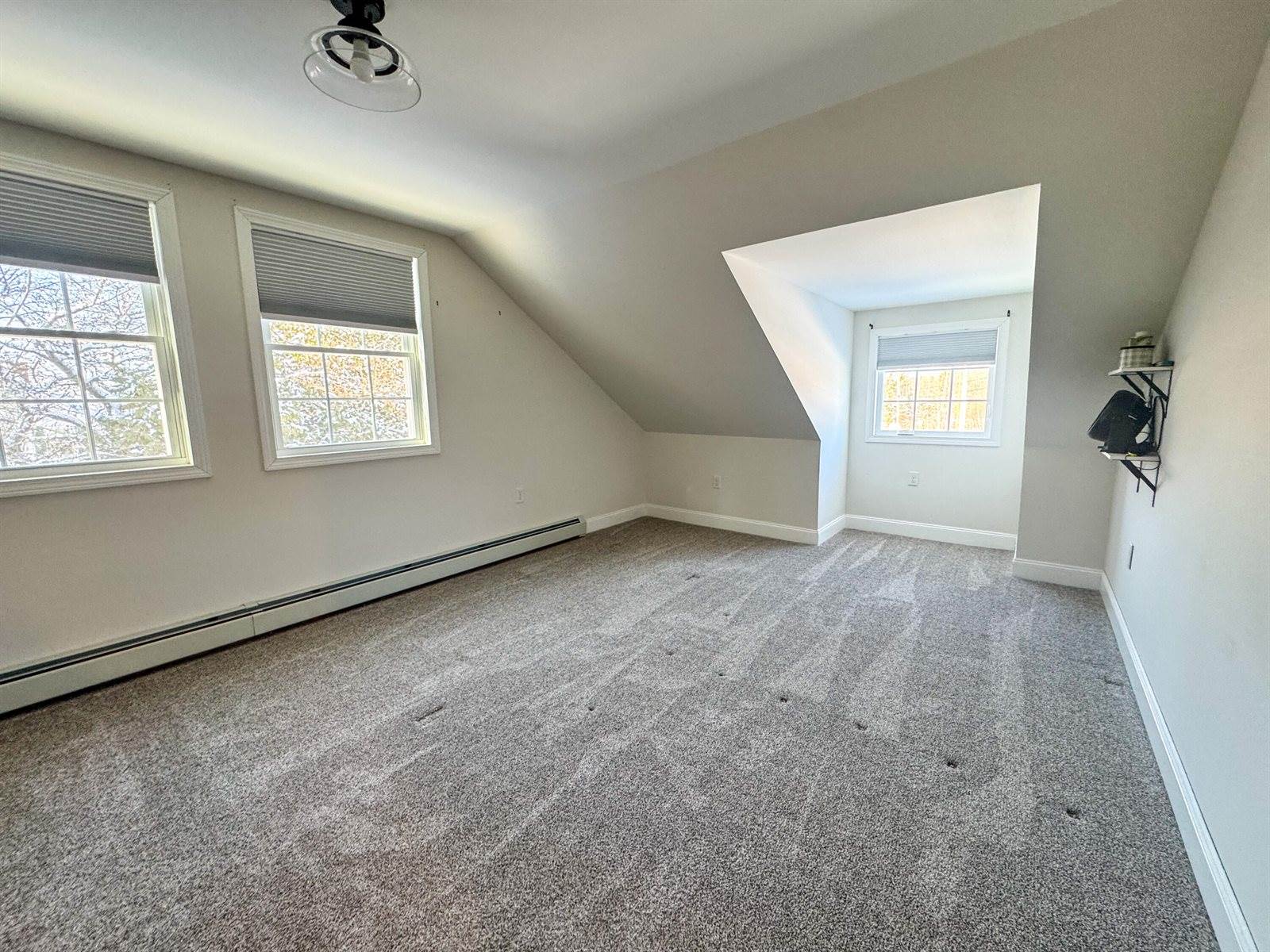 2914 Route 2, Hermon, ME 04401