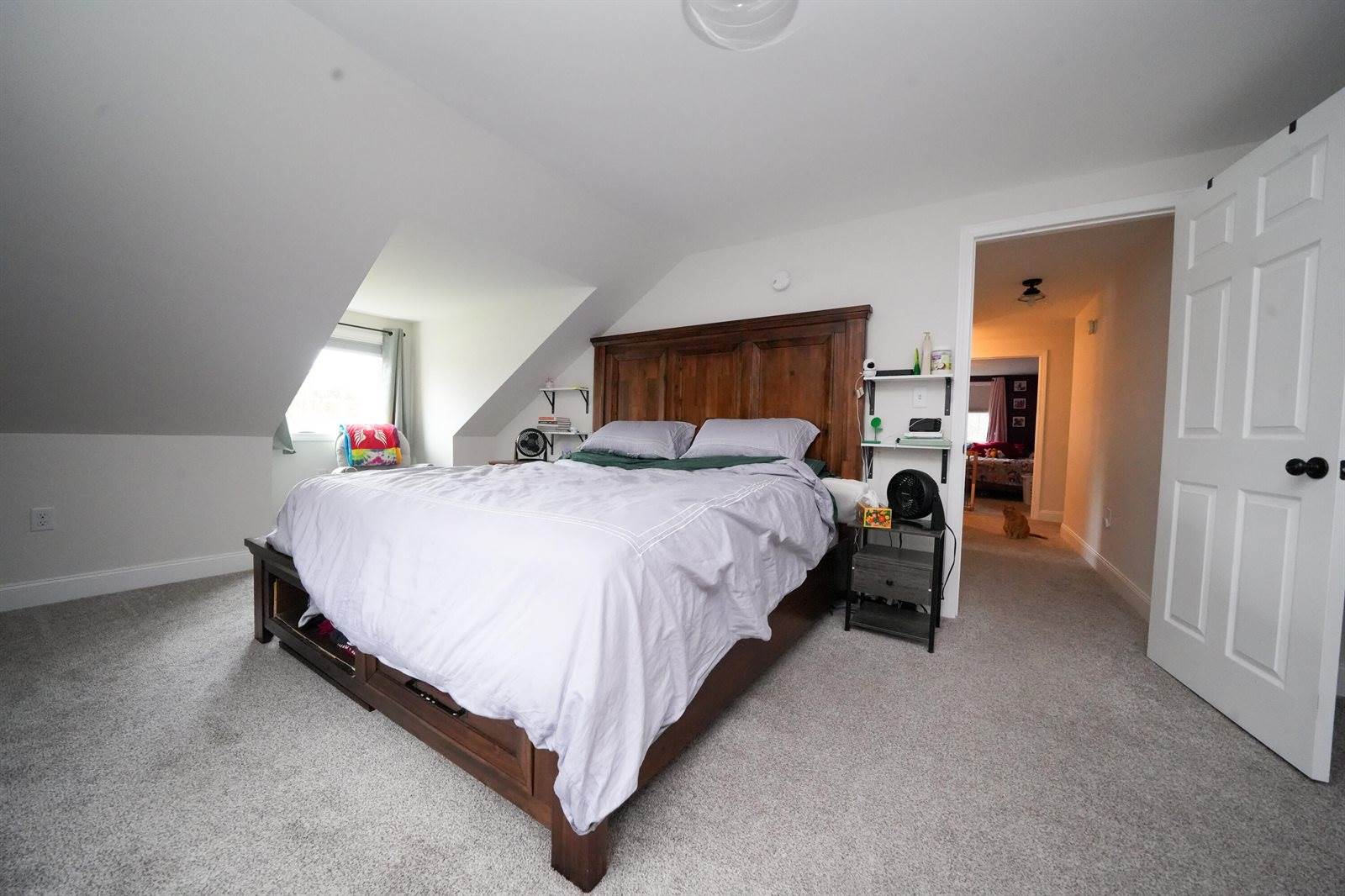2914 Route 2, Hermon, ME 04401