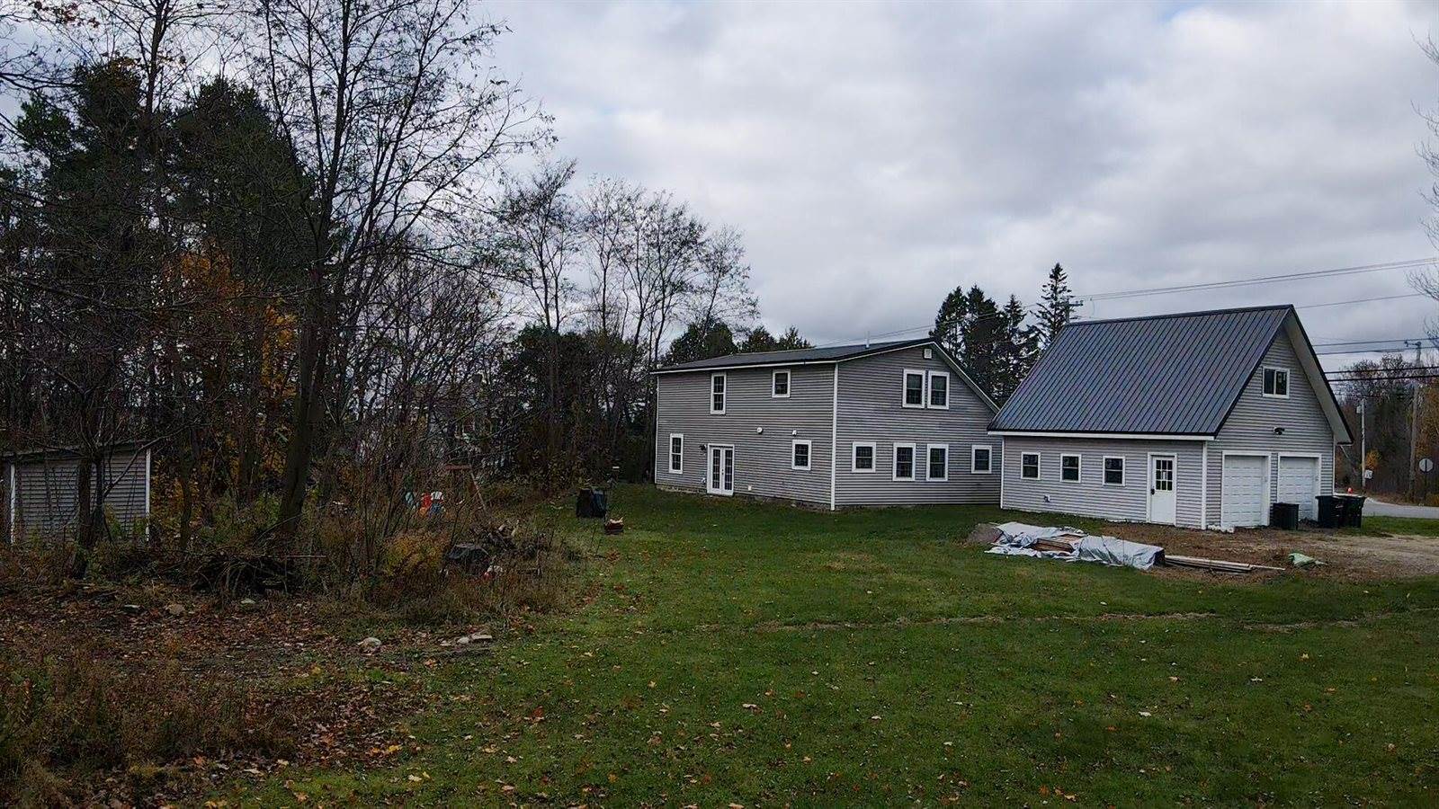 2914 Route 2, Hermon, ME 04401