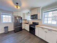 2914 Route 2, Hermon, ME 04401