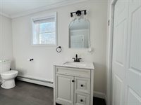 2914 Route 2, Hermon, ME 04401