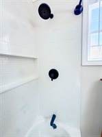 2914 Route 2, Hermon, ME 04401