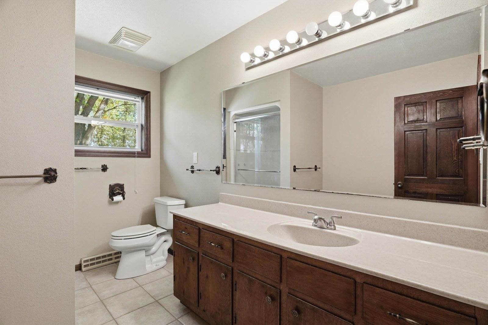 621 W Upham Street, Marshfield, WI 54449