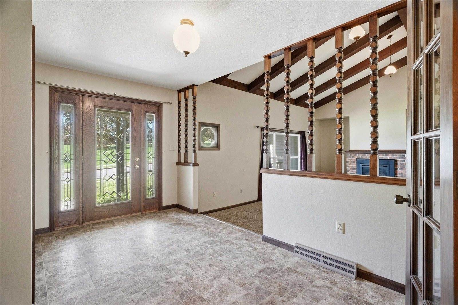 621 W Upham Street, Marshfield, WI 54449