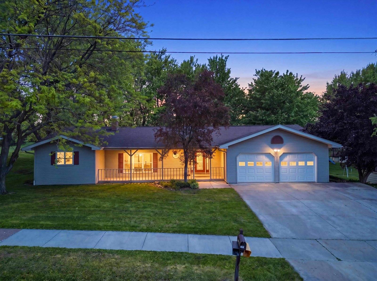 621 W Upham Street, Marshfield, WI 54449
