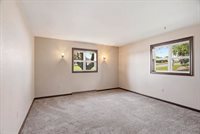 621 W Upham Street, Marshfield, WI 54449