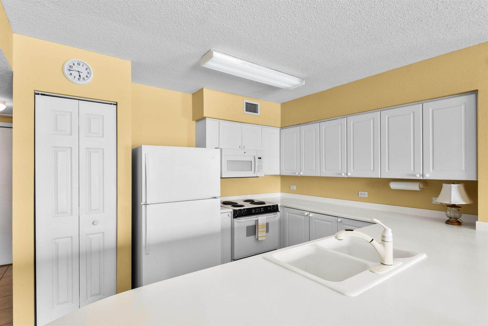 520 Santa Rosa Boulevard, Fort Walton Beach, FL 32548