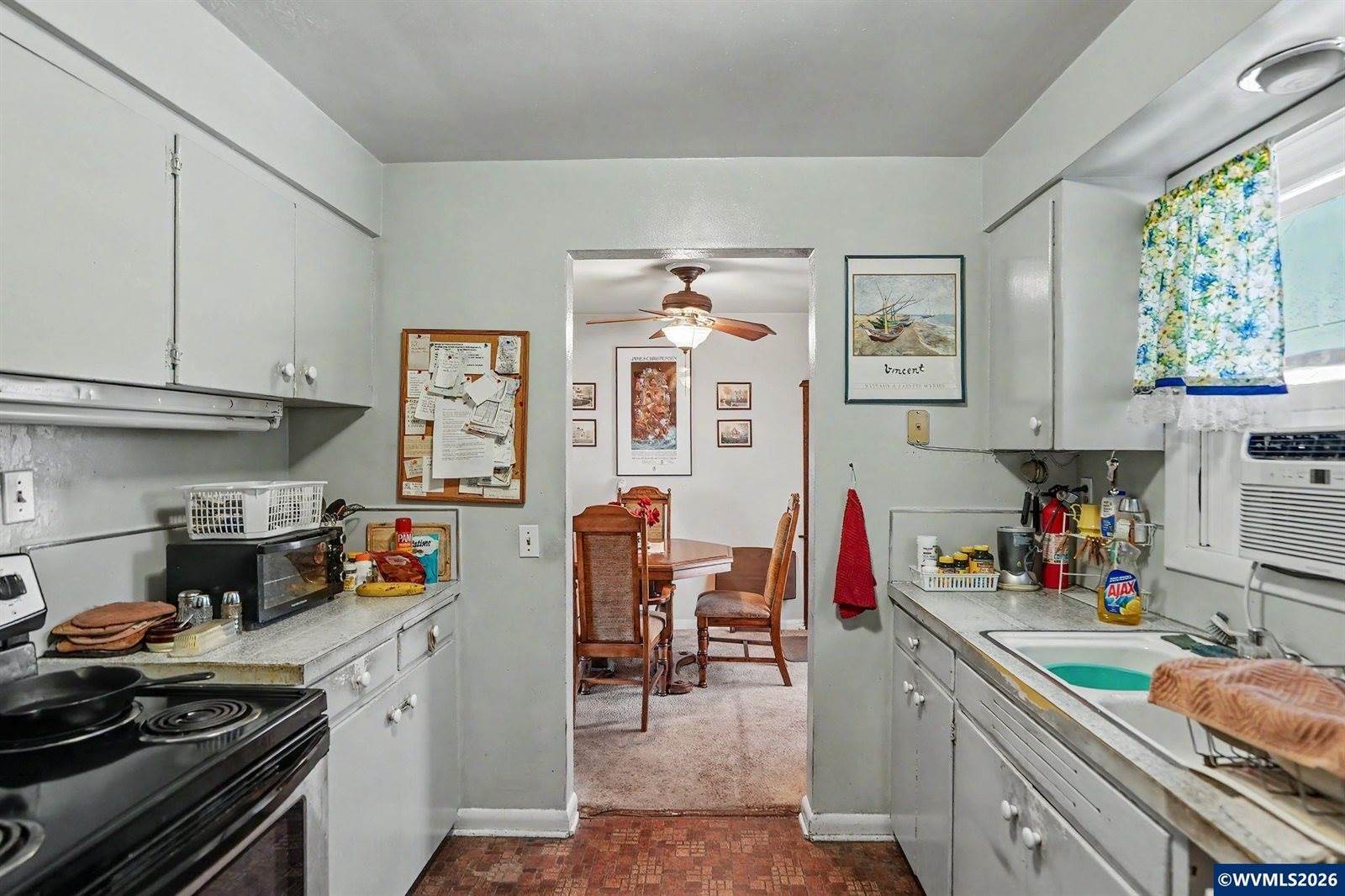 1621 S 5th St, Lebanon, OR 97355
